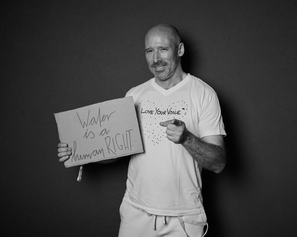 Tom Solo for Viva Con Agua